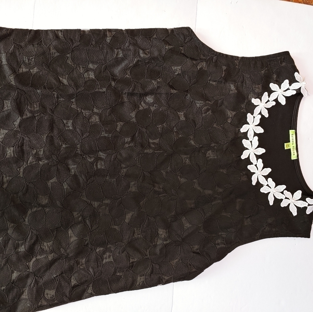 Trisha Tyler Floral Pearl Neck Tank Top M